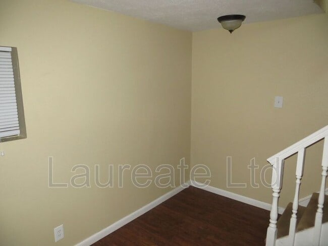 Building Photo - 13928 E Utah Cir