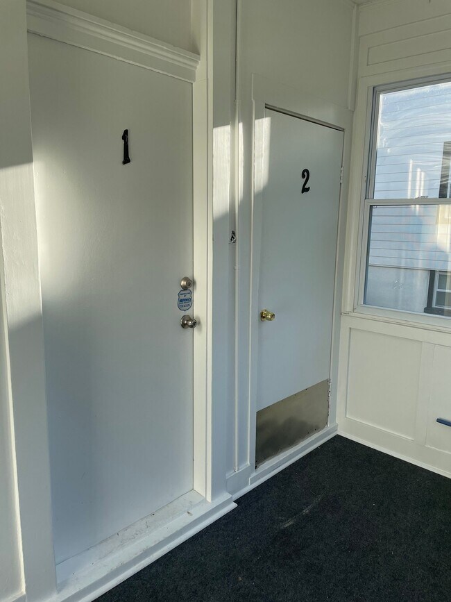 Building Photo - 5515 Summerfield Ave