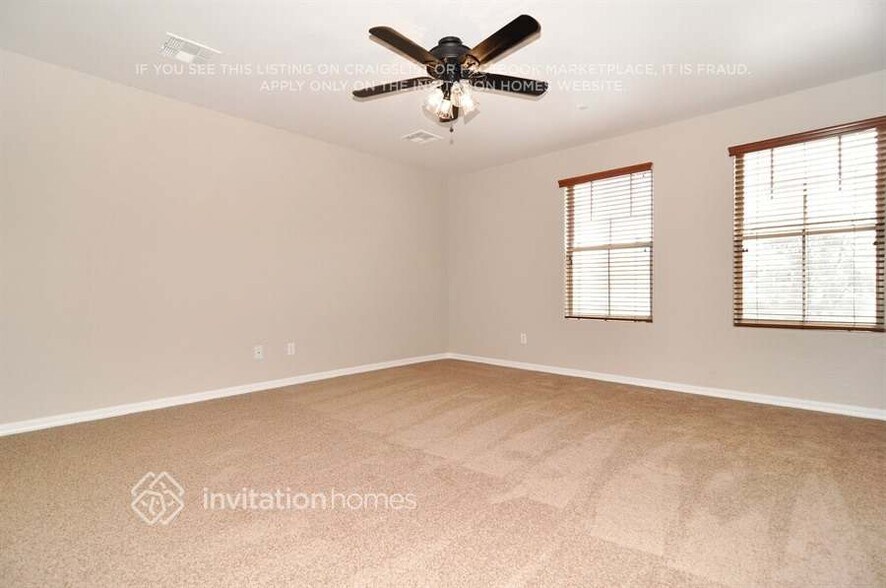 Building Photo - 15077 N 173rd Dr