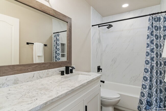 Building Photo - 21450 Bubbling Creek