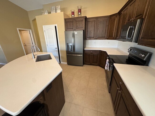 Building Photo - Beautiful 2 Bed / 2 Bath Home in Sun River...