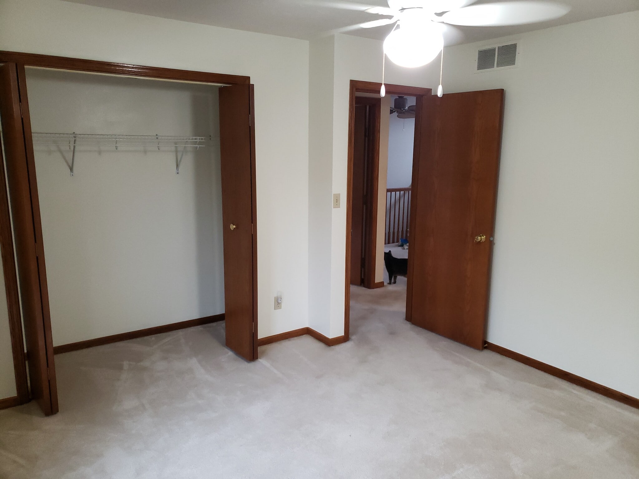Building Photo - 5260 Silver Dawn Ln