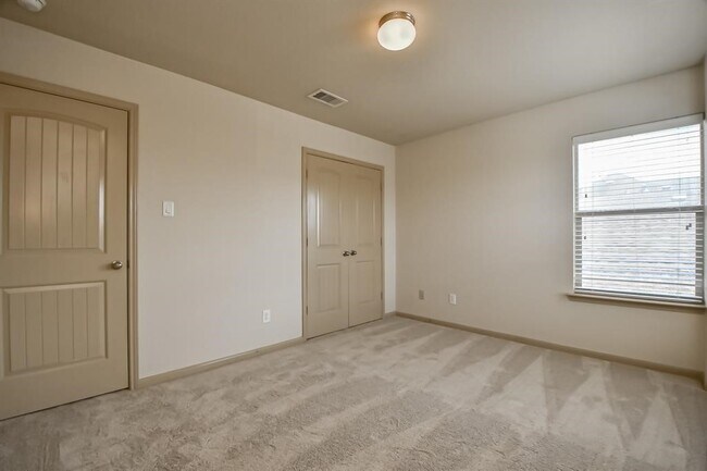 Building Photo - 6135 Norwood Meadows Ln