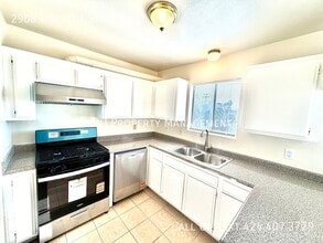 Building Photo - 2908 E South St