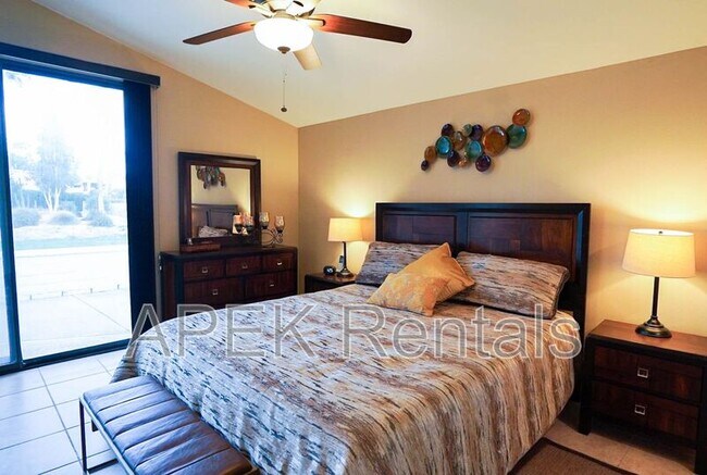 Building Photo - 68368 Calle Leon