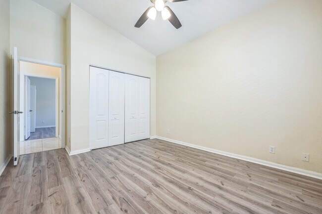 Building Photo - 5780 Saddle Trail Ln