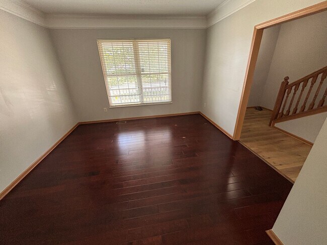 Building Photo - 4 Bedroom, 2.5 Bathroom House in Sycamore Creek Pickerington
