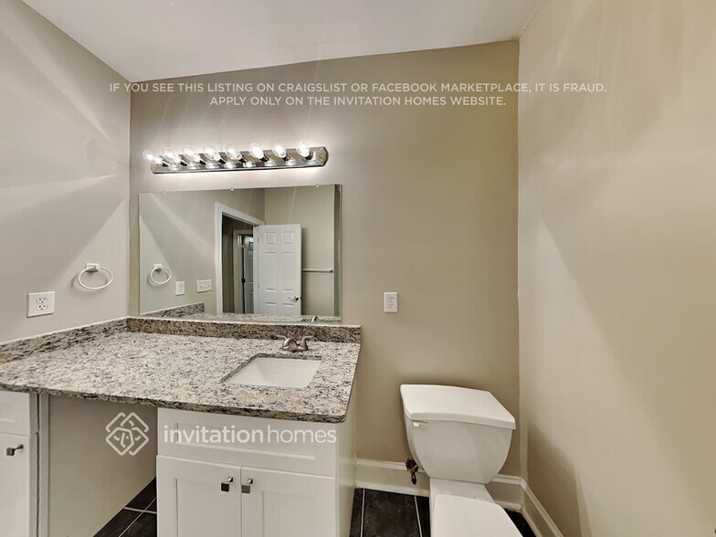 Building Photo - 10305 Waxhaw Hwy