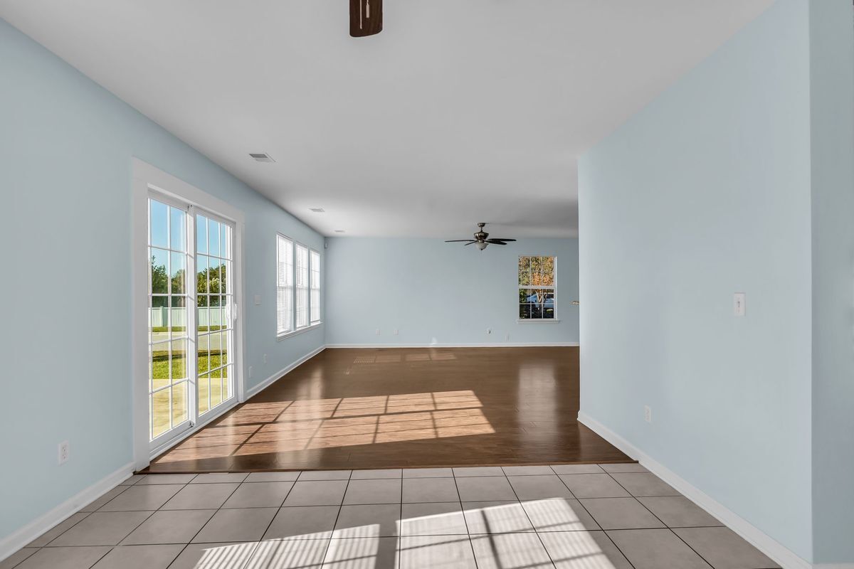 Building Photo - 2233 Blakers Blvd