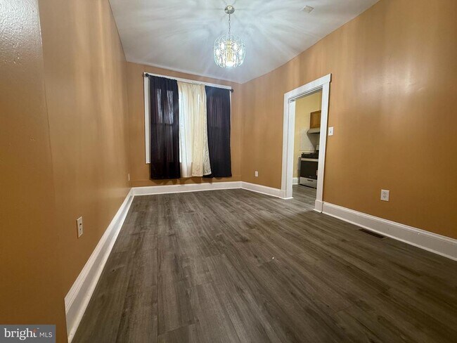 Building Photo - 720 Springfield Ave