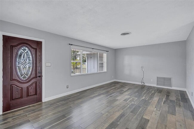 Building Photo - 2544 Burnice Dr