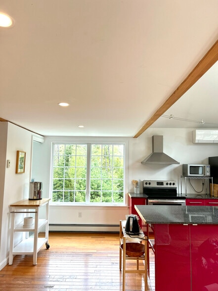 Building Photo - 67 Regatta Dr