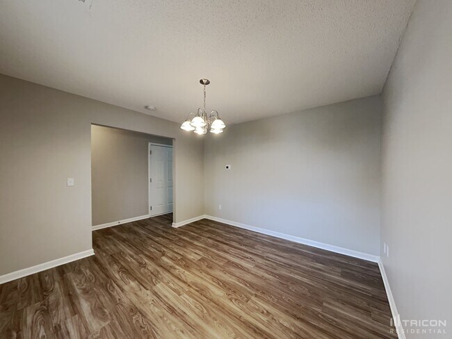 Building Photo - 810 Topsail Dr