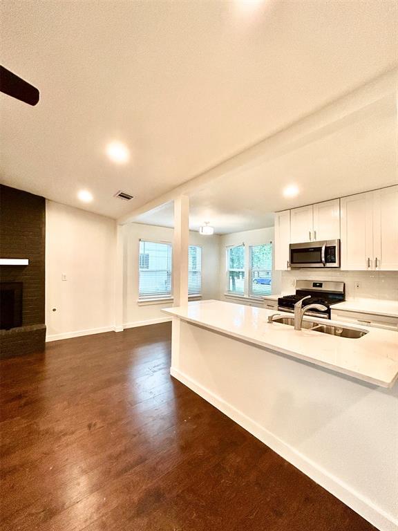 Building Photo - 4914 Scarsdale Dr