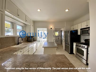 Building Photo - 1366 Glenmare St