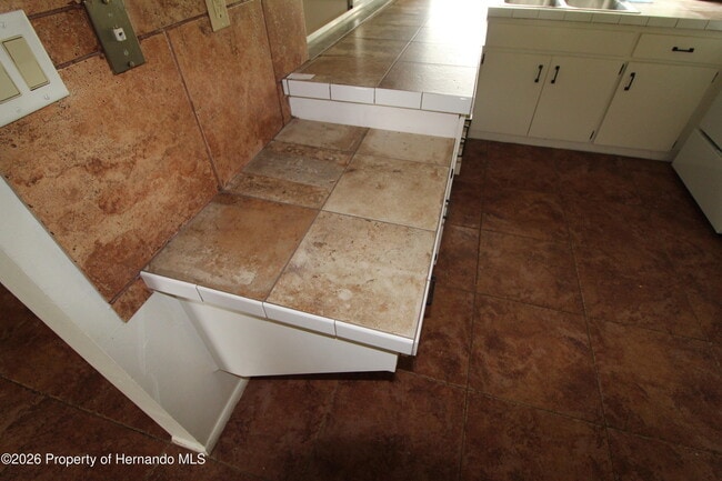 Building Photo - 5565 Baffin Cir