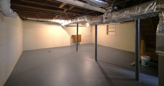 Building Photo - 3887 Rosita Ave