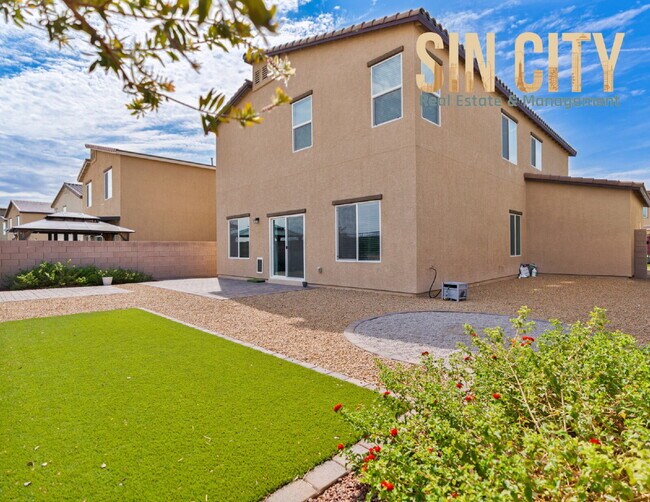 Building Photo - 1172 Strigose Ave