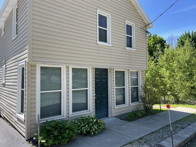 220 Maple Ave - 220 Maple Ave Saratoga Springs NY 12866 | Apartment Finder