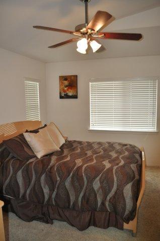 Building Photo - 2 Bedroom Townhome in the Cantera Community of Scripps Ranch