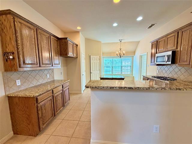 Building Photo - 7105 Handen Dr