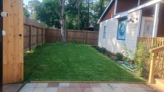 Building Photo - 9974 Elder