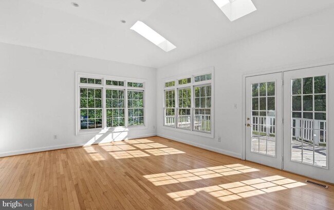 Building Photo - 14216 Cervantes Ave