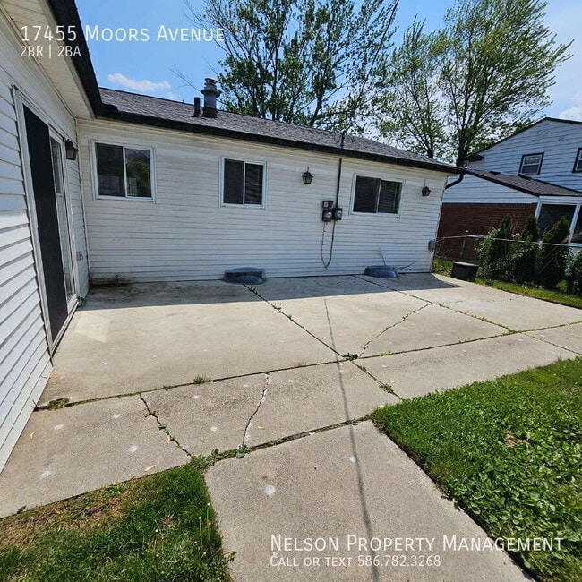 Building Photo - 17455 Moors Ave
