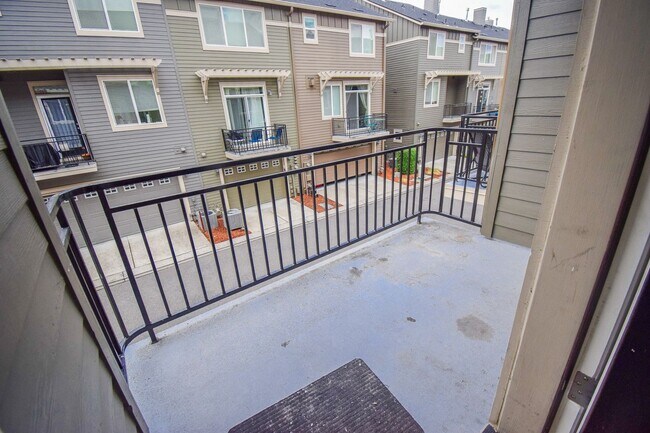 Building Photo - 2357 NW 168th Pl