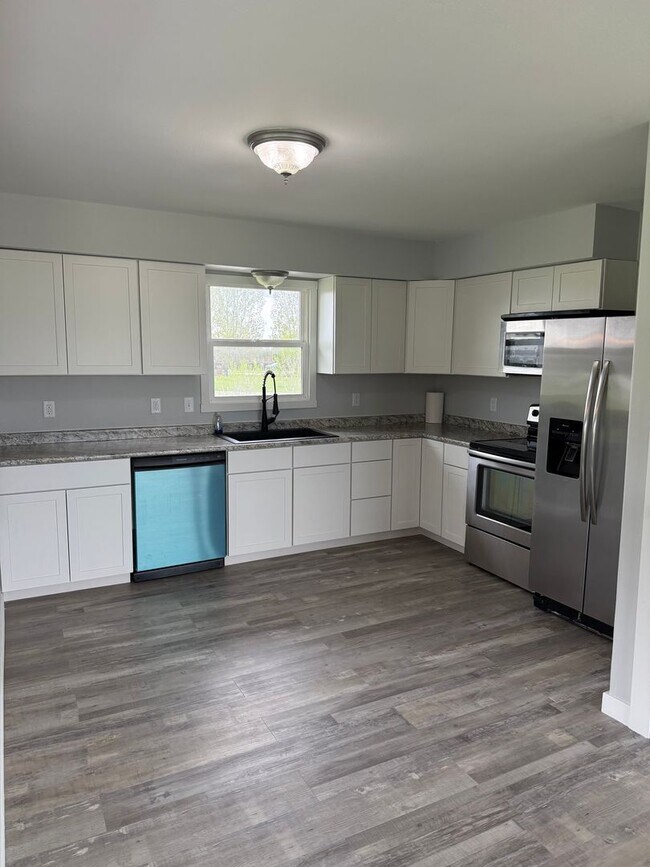 Building Photo - 184 Baileys Way