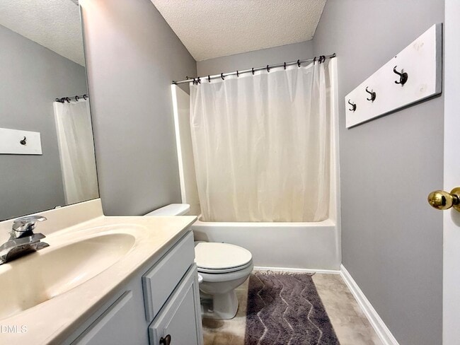 Building Photo - 316 Valley Glen Dr