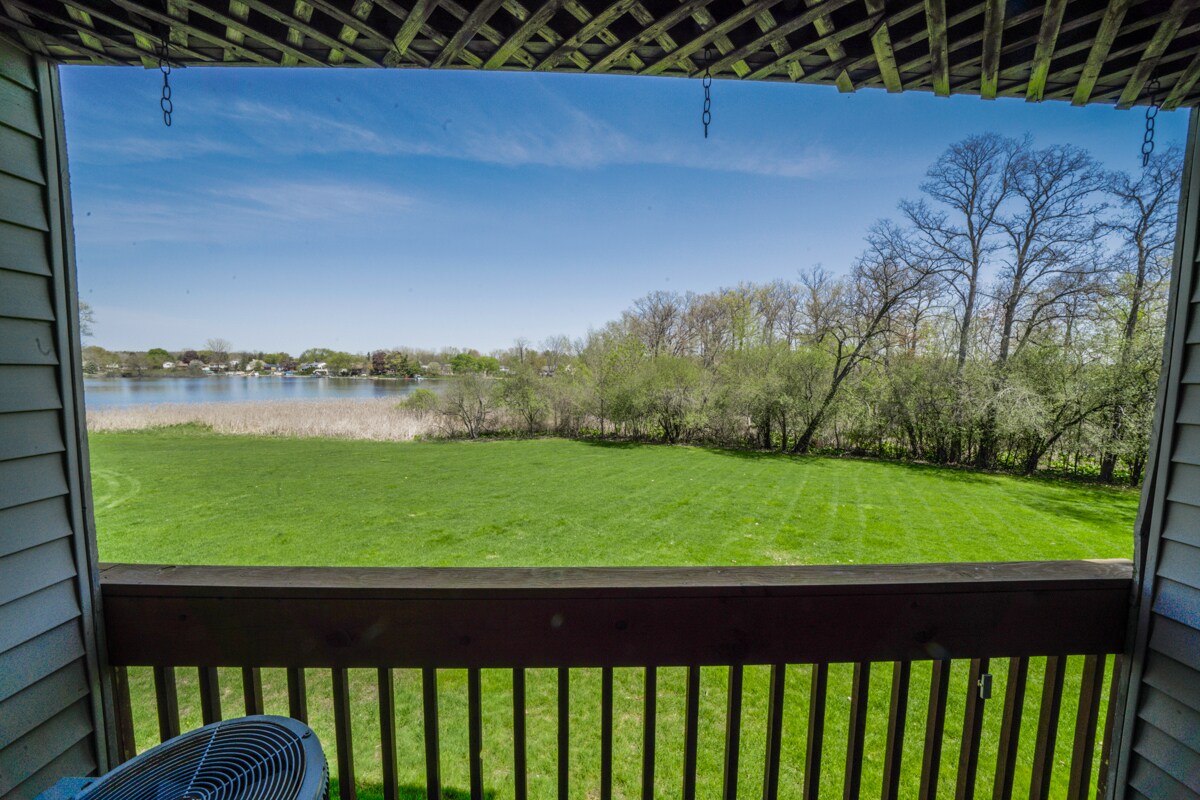 Building Photo - 4890 Harbor Point Dr