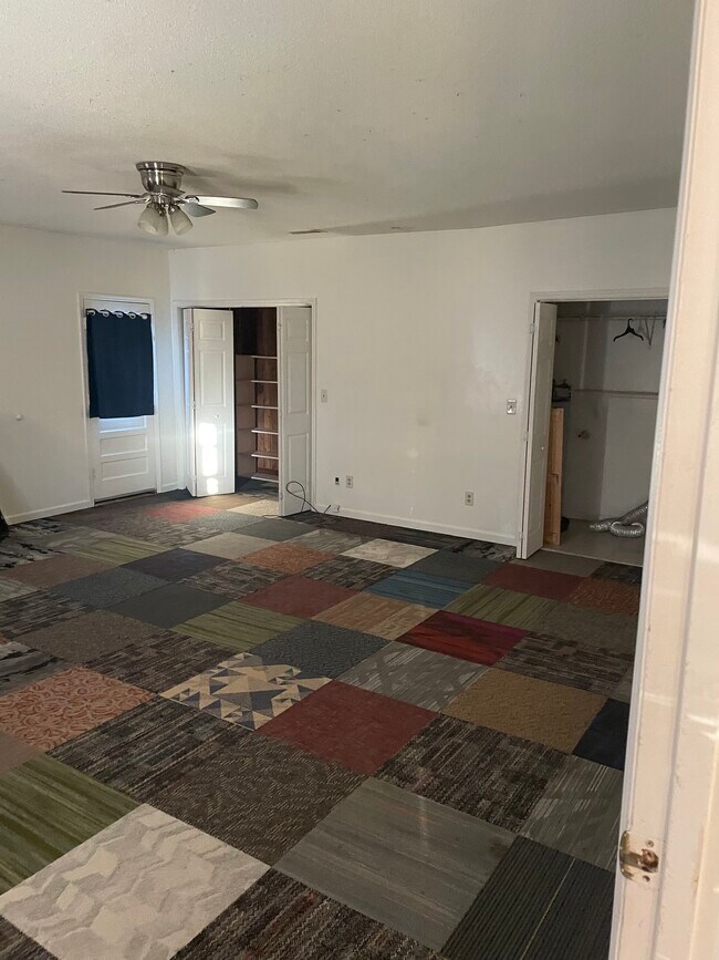 Amazing playroom/den/exercise space - 106 Henry St