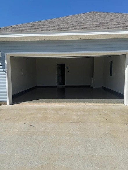 Building Photo - 94 Bluebeech St