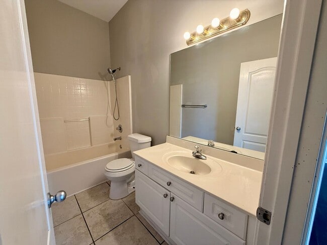 Building Photo - 3 bed, 2 bath home in Calera