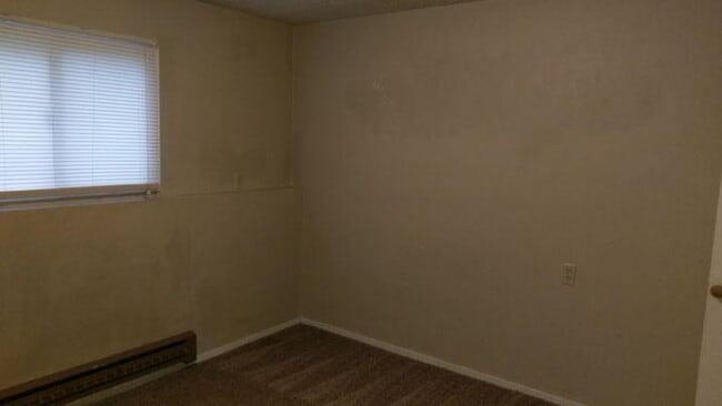 Building Photo - 2 bedroom in Billings MT 59105