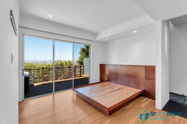 Building Photo - Bernal Heights: Remodeled Single Family Home w/ Views, Hot Tub & Solar Panels
