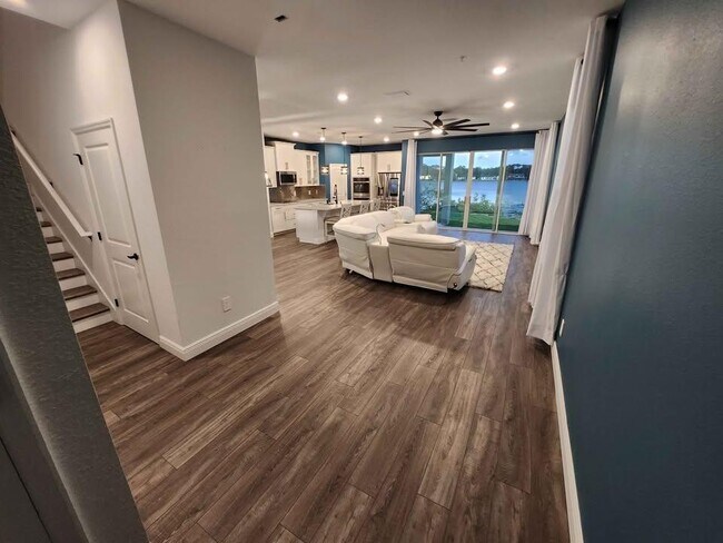 Building Photo - 913 Grand Wildmere Cove