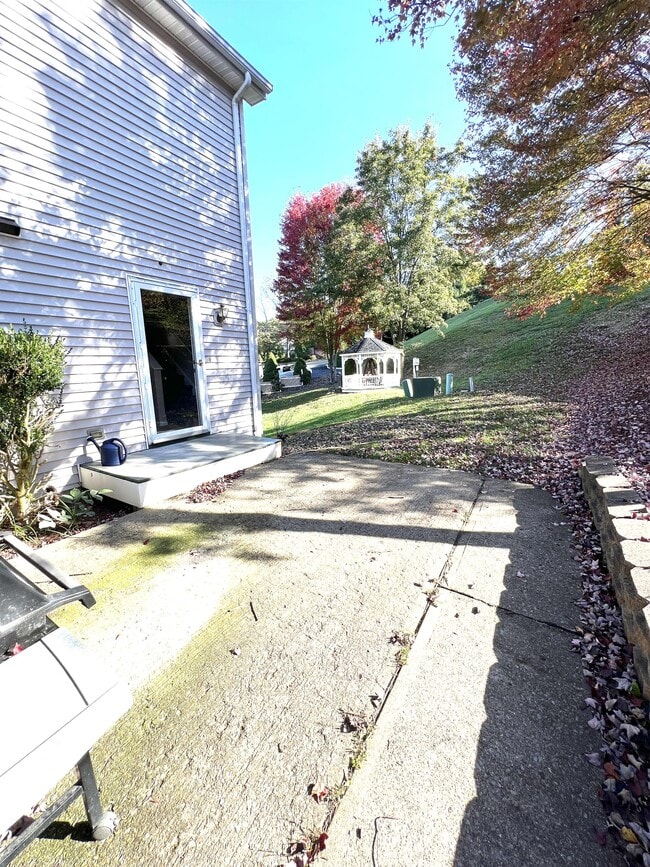 Building Photo - 3 Canyon Cove