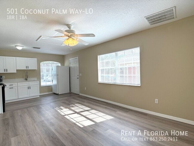 Building Photo - 501 Coconut Palm Way