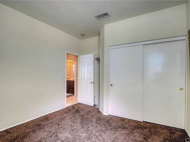 Building Photo - 29394 Castaway Ct