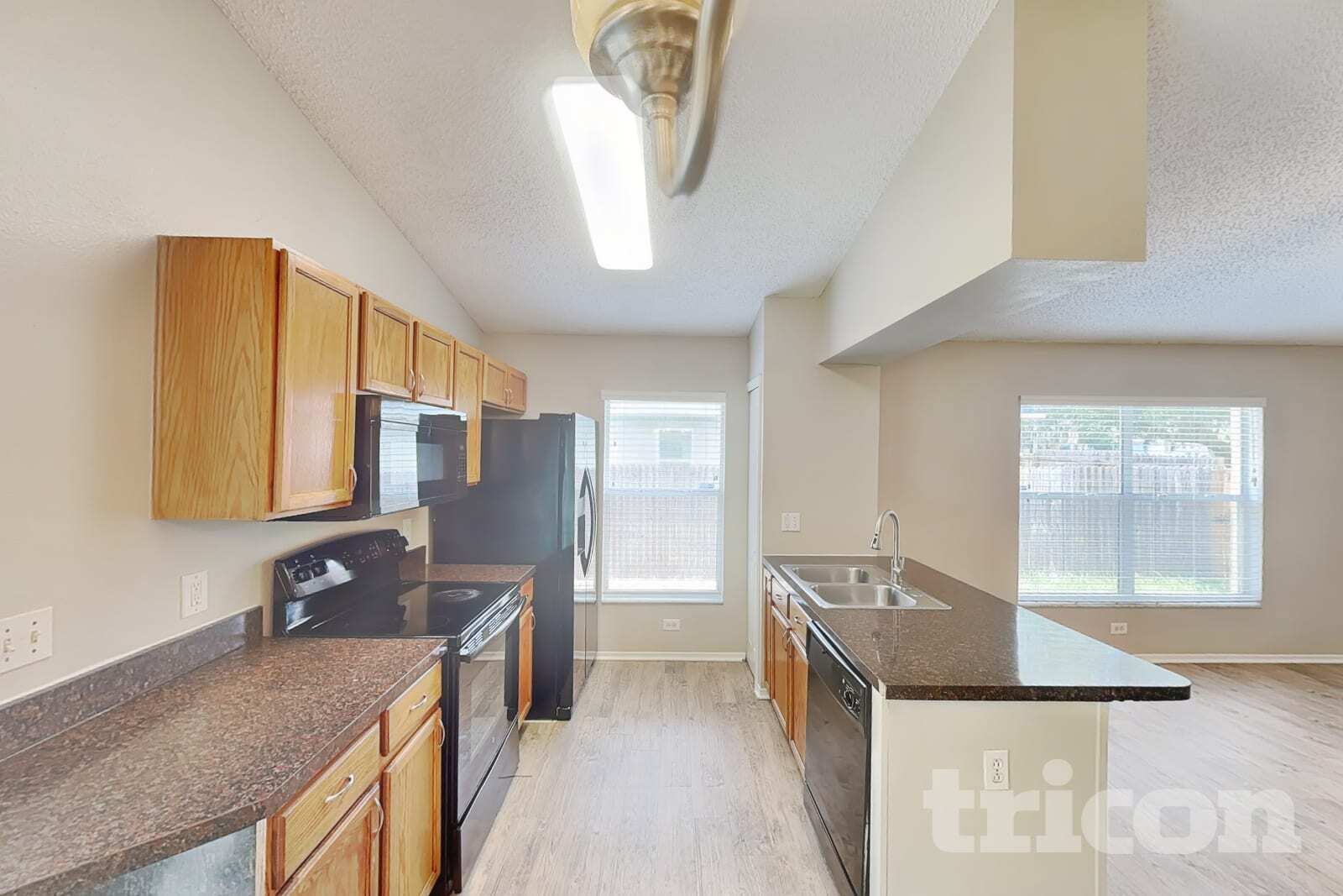 Building Photo - 1576 Palmstone Dr