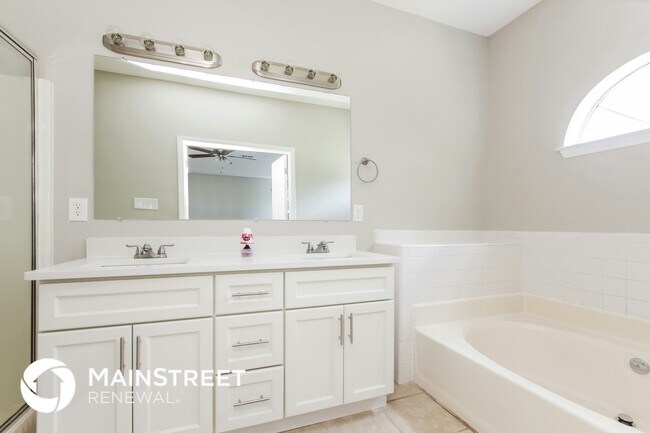 Building Photo - 10731 Spruce Mountain Rd