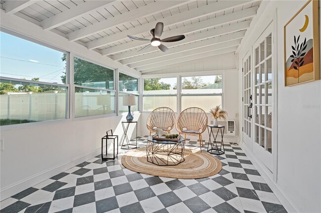 Building Photo - 4635 22nd Ave N