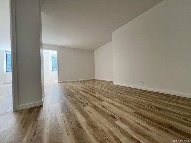 Building Photo - 275 Greenwich St