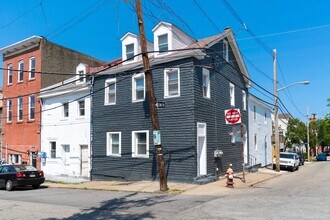 Building Photo - 145 S 12th St