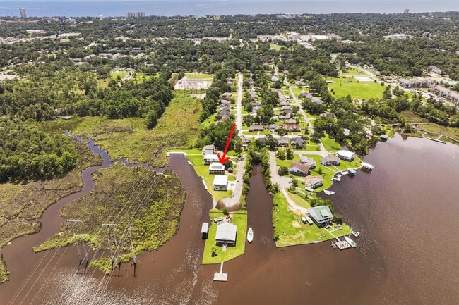 Building Photo - 1317 Beards Cove Dr