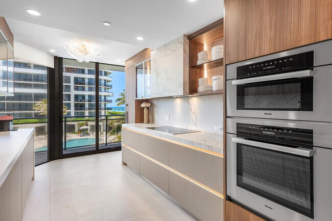 Building Photo - 3100 S Ocean Blvd