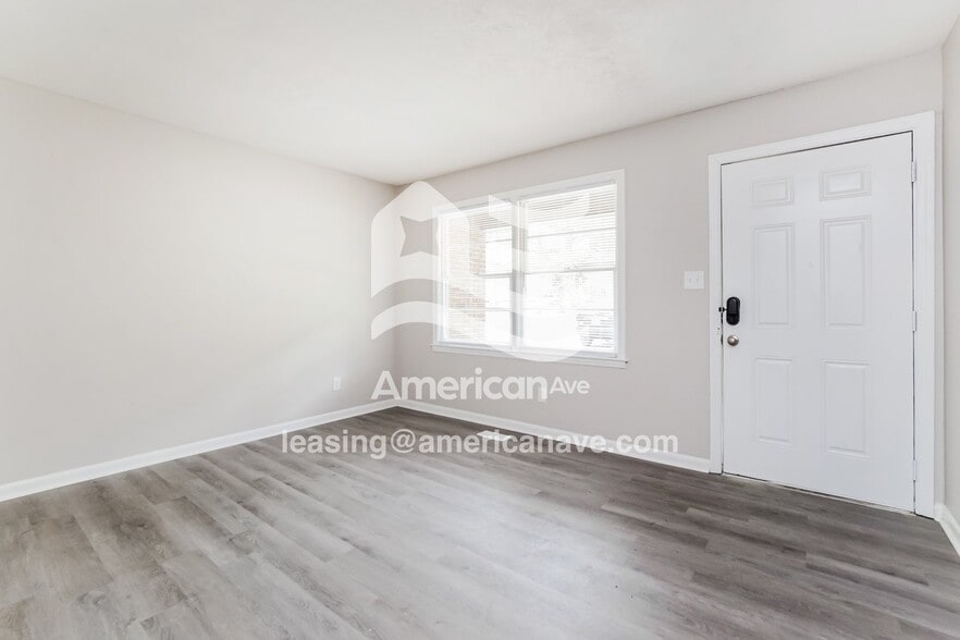 Building Photo - 1405 Hibiscus Rd
