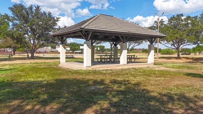 Building Photo - 3003 Edgefield Ct